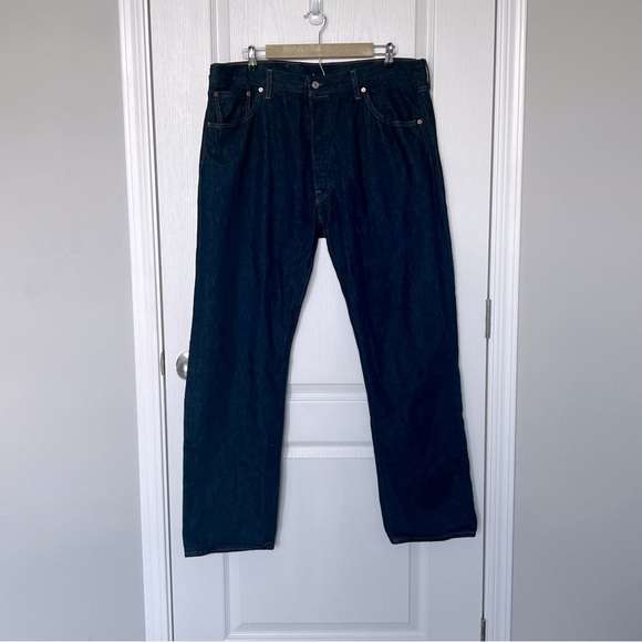 NWOT Levi’s Men’s 501 Original Shrink to Fit Jeans  Button Fly Size 40W X 34L - Picture 4 of 13